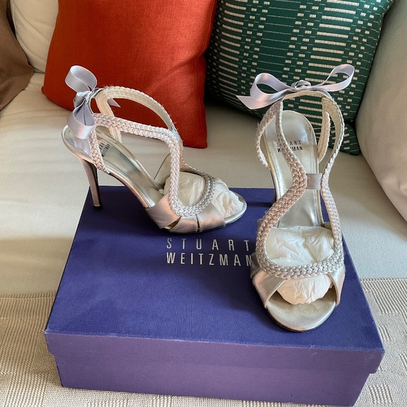 Stuart Weitzman Sweepstakes heels - Picture 1 of 4